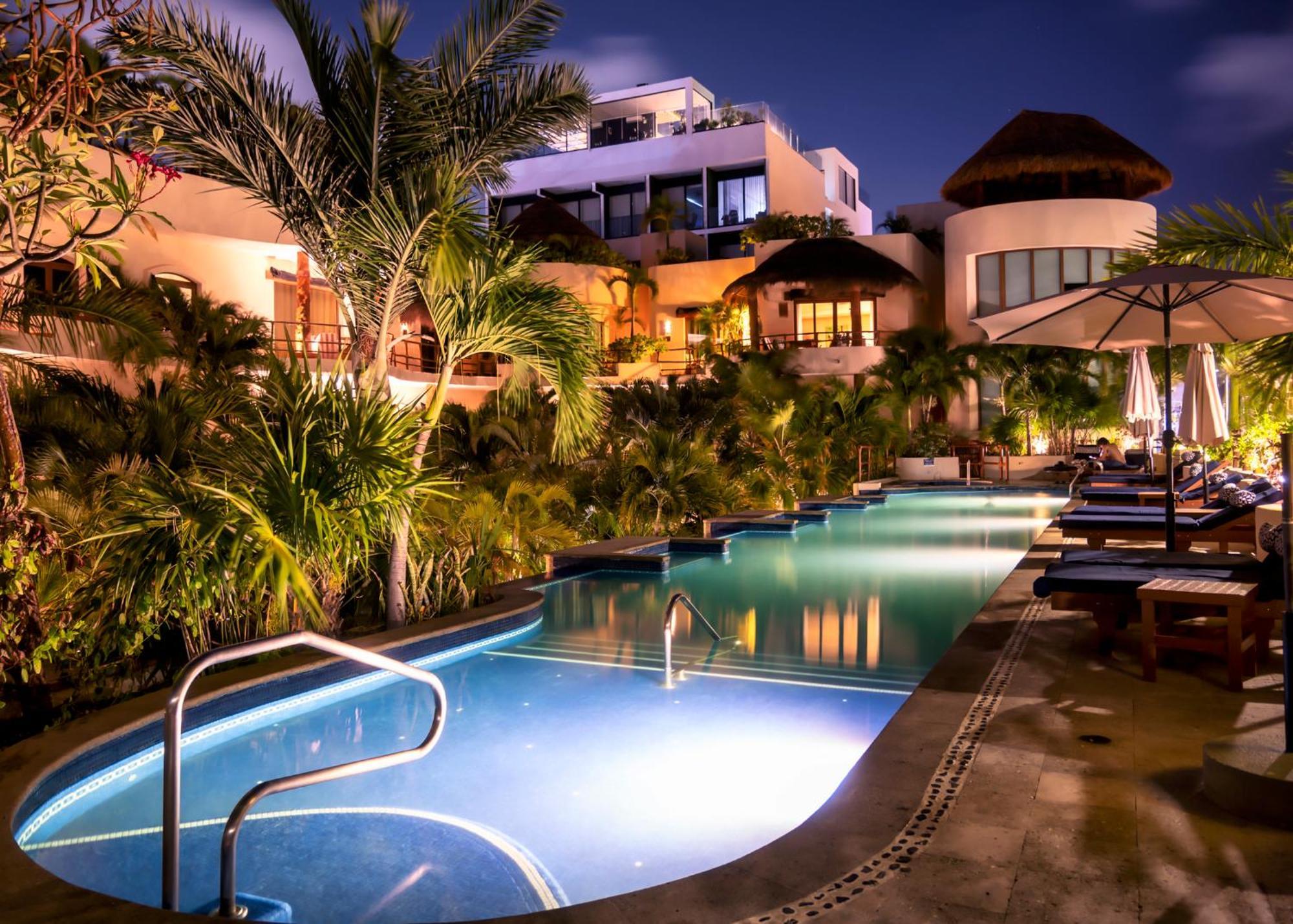 Porto Playa Condo Hotel And Beach Club Playa del Carmen Exteriör bild