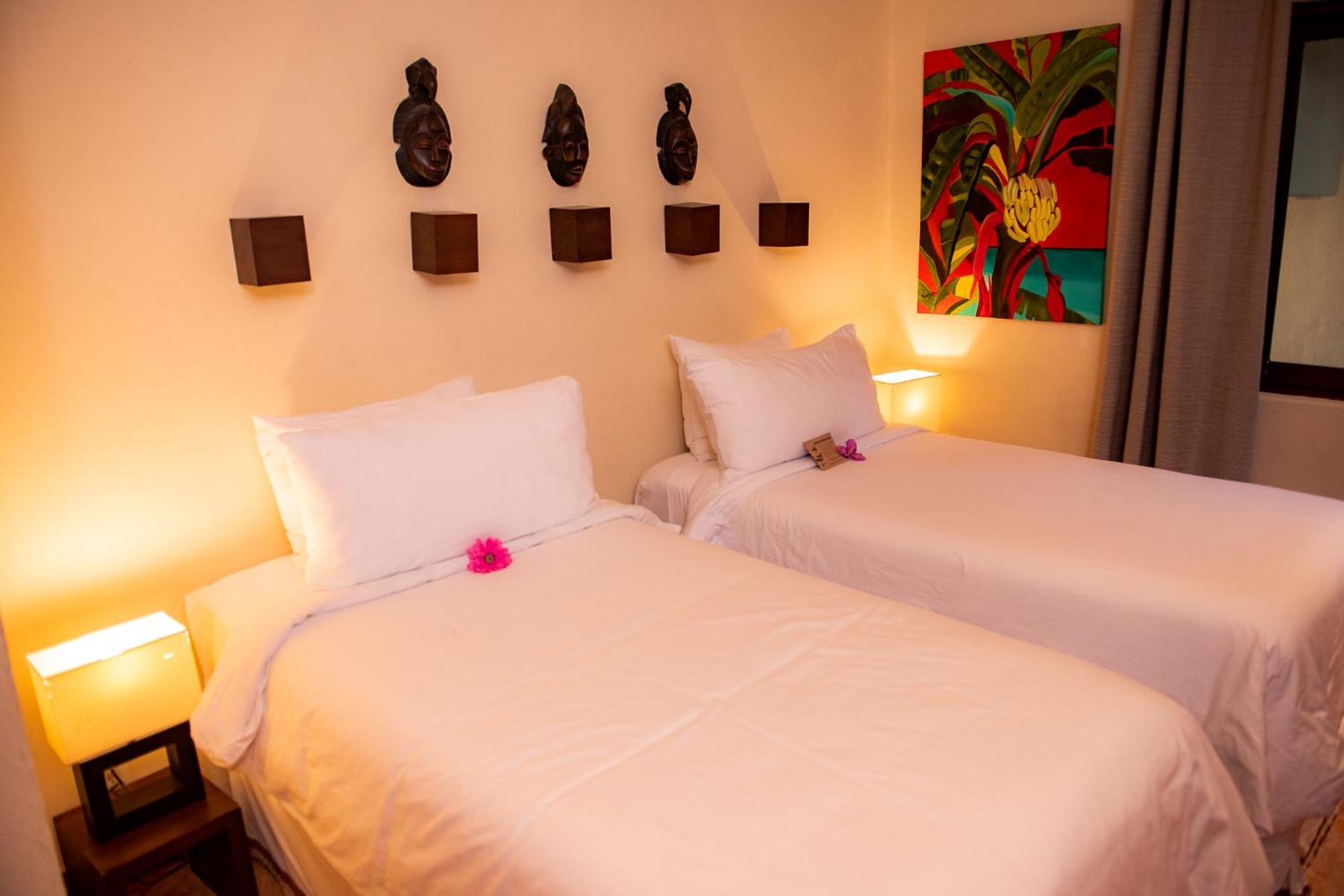 Porto Playa Condo Hotel And Beach Club Playa del Carmen Exteriör bild